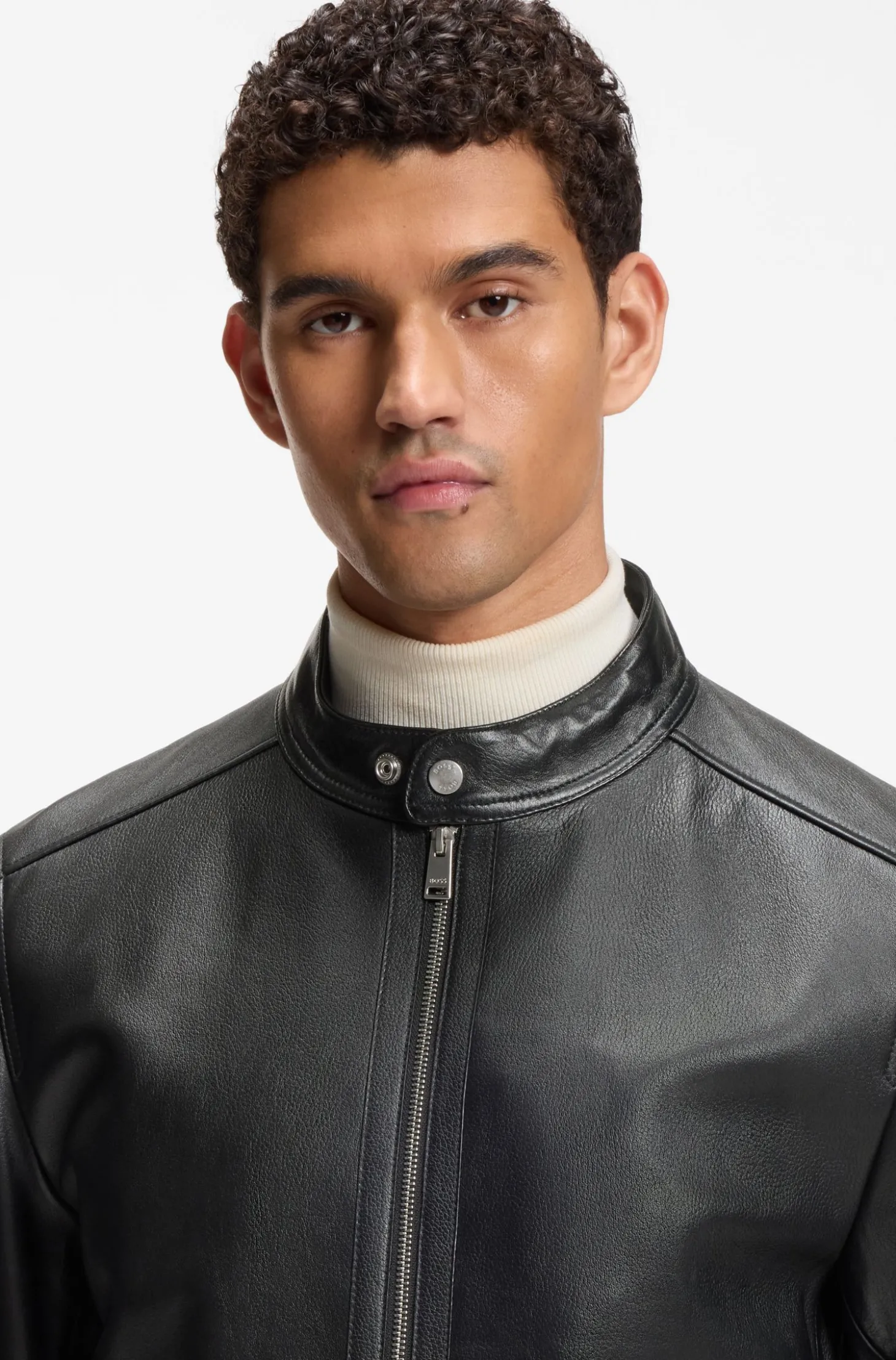 Jacke aus genarbtem Leder mit Logo-Details