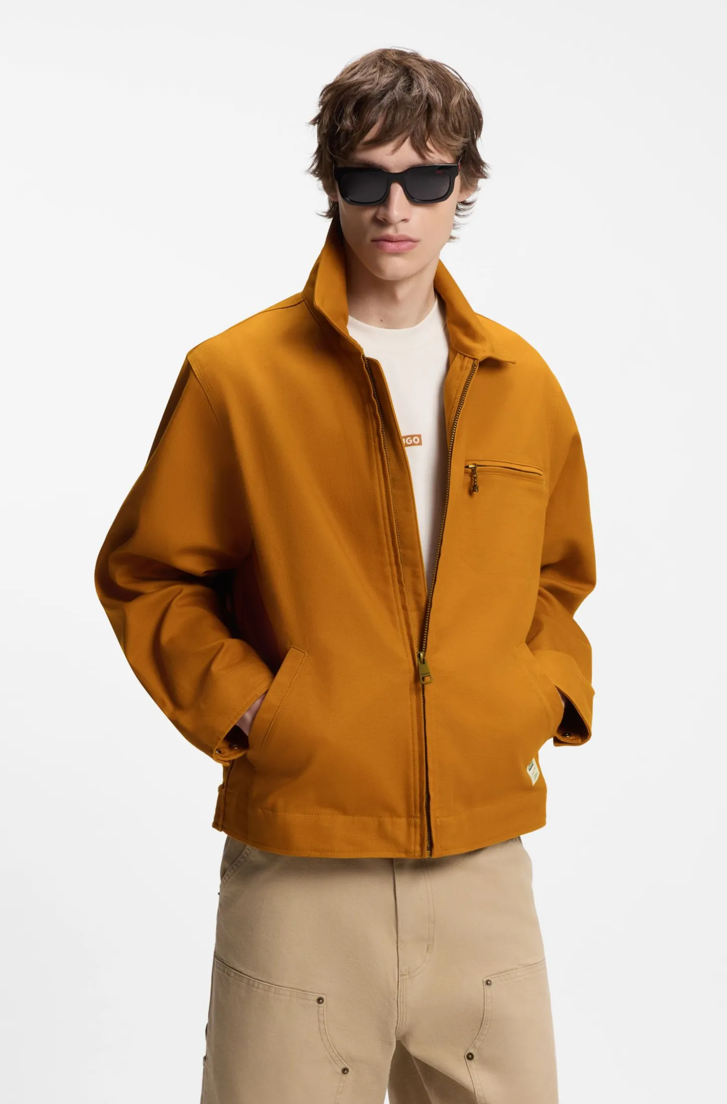 Jacke aus Stretch-Baumwolle mit Reißverschlusstasche an der Brust