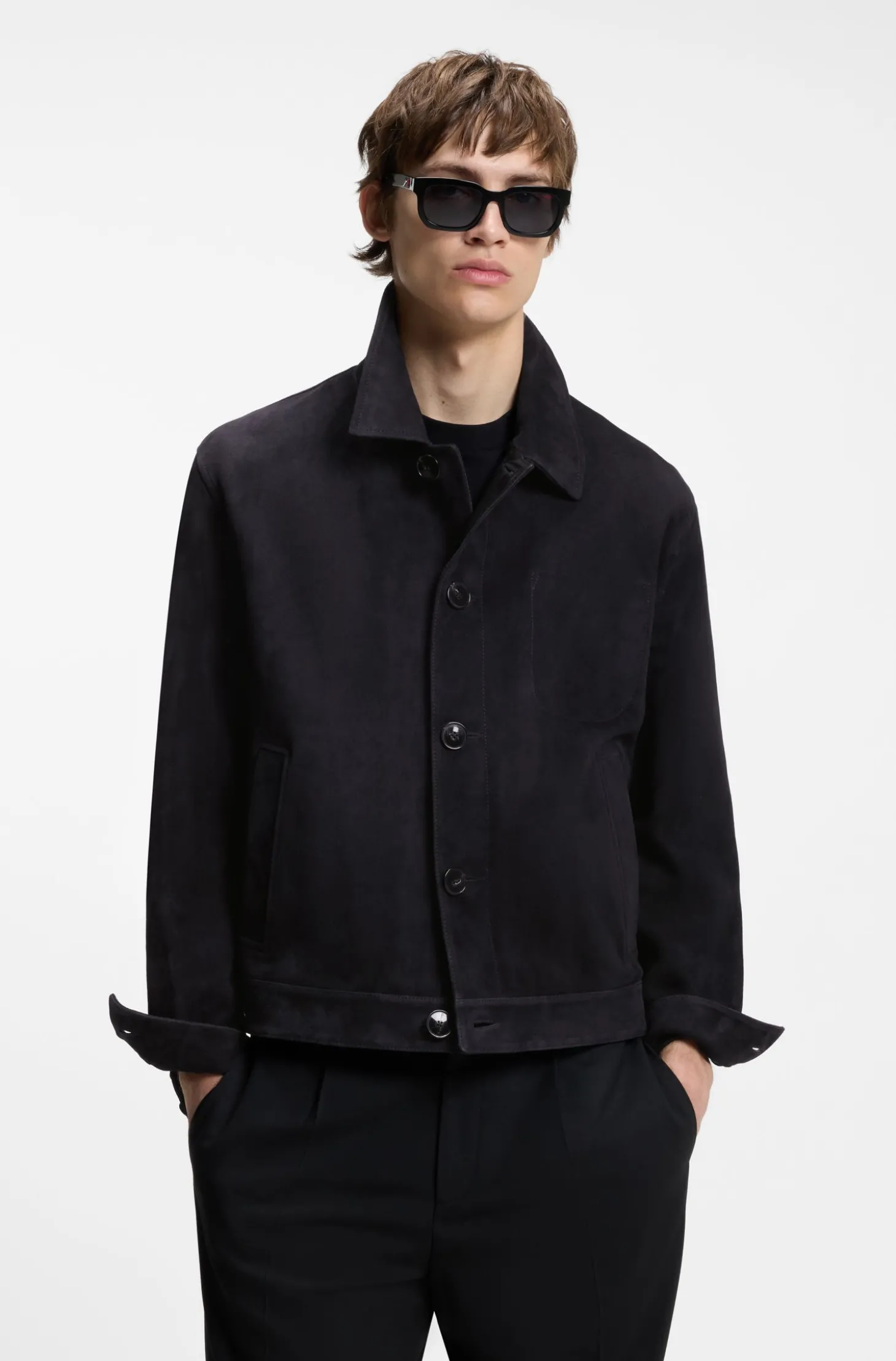 Jacke aus Veloursleder mit abgestepptem Detail an der Brusttasche