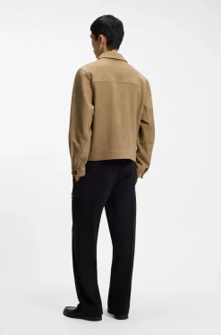 Jacke aus Veloursleder mit abgestepptem Detail an der Brusttasche