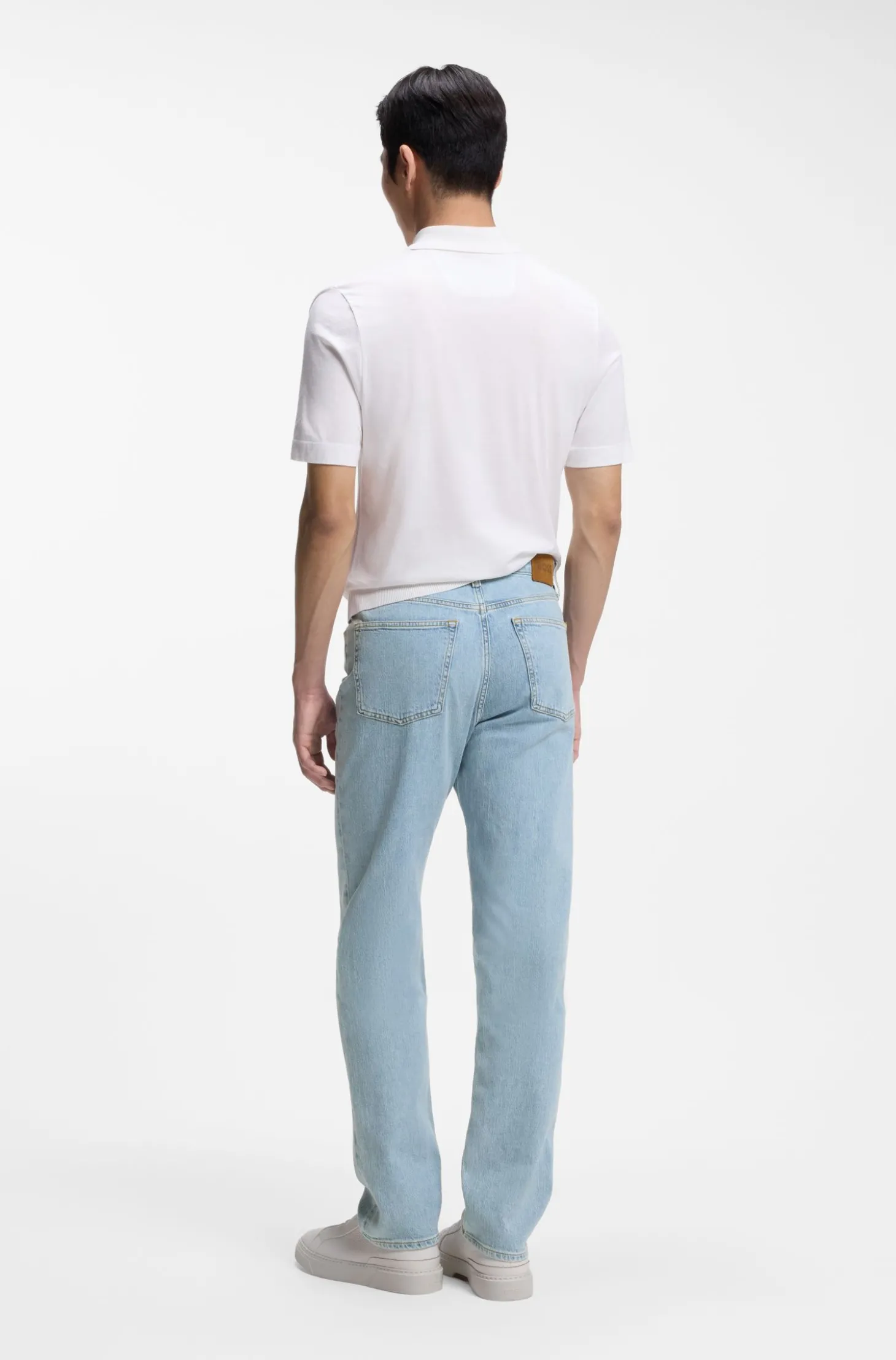 Jeans aus leuchtend blauem Stretch-Denim