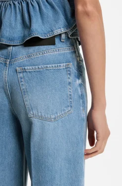 Jeans mit weitem Bein aus hellblauem Denim