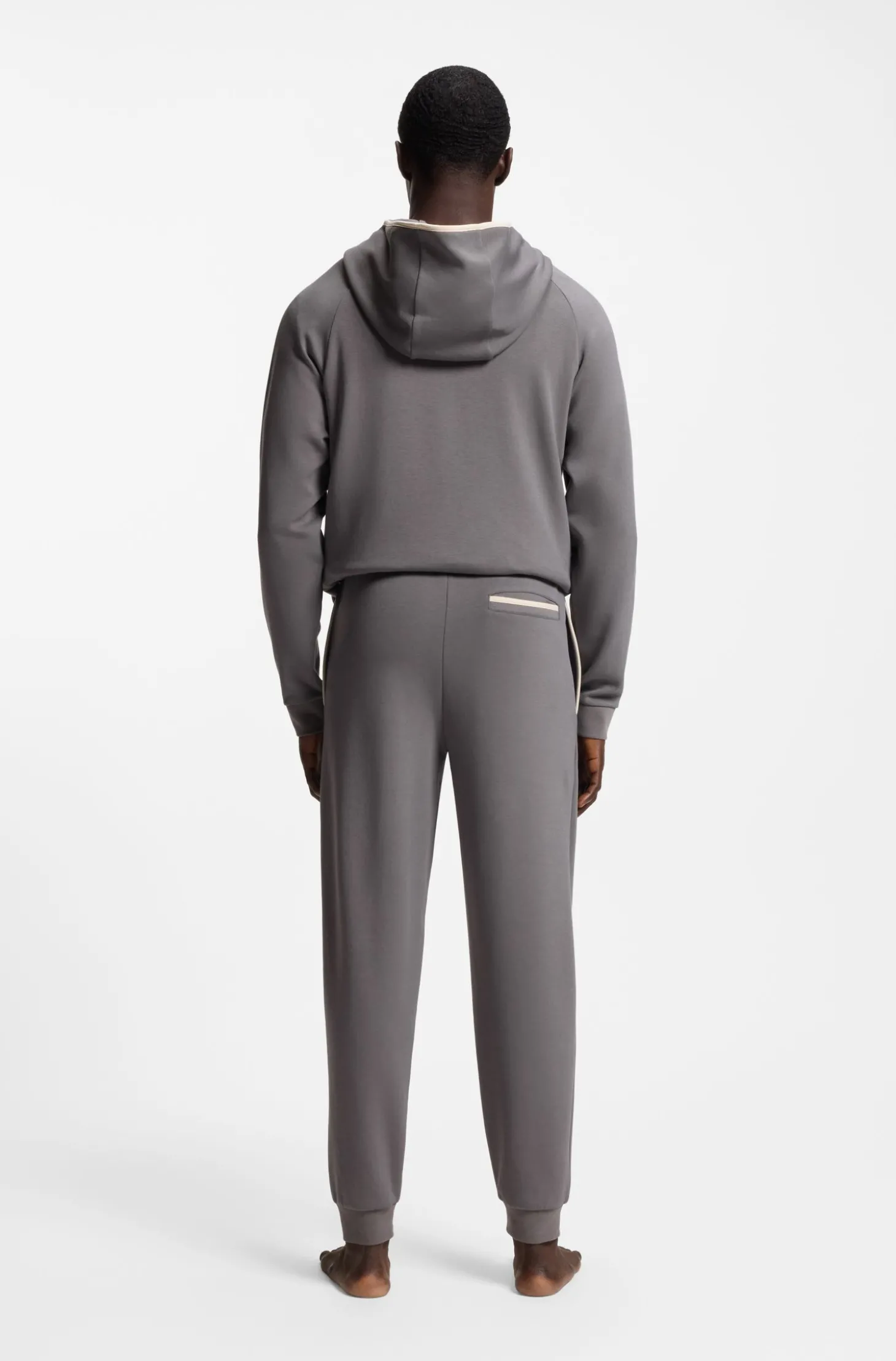 Jogginghose aus Baumwoll-Mix mit kontrastierenden Einfassungen