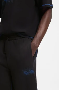 Jogginghose aus Baumwoll-Terry mit Logo und kontrastfarbenen Nähten
