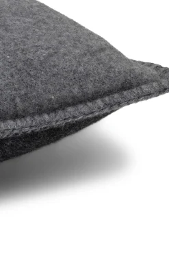 Kissenbezug aus Woll-Mix mit Double-B-Monogramm
