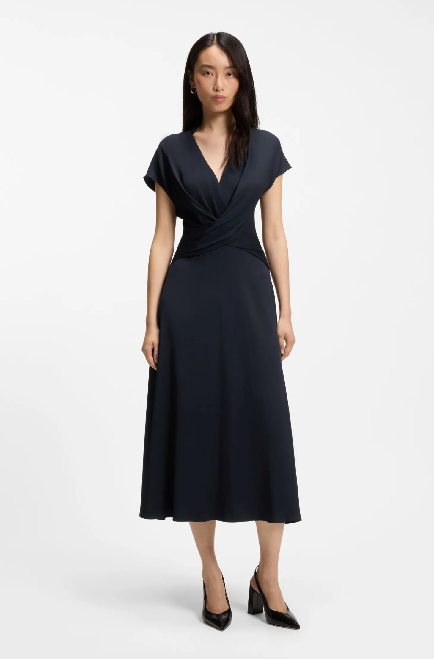 Kleid aus Stretch-Gewebe in Wickeloptik