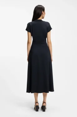 Kleid aus Stretch-Gewebe in Wickeloptik
