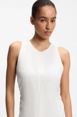 Kleid in A-Linie mit gerafften Seiten