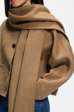Kurze Oversized-Fit Jacke mit abnehmbarem Schal