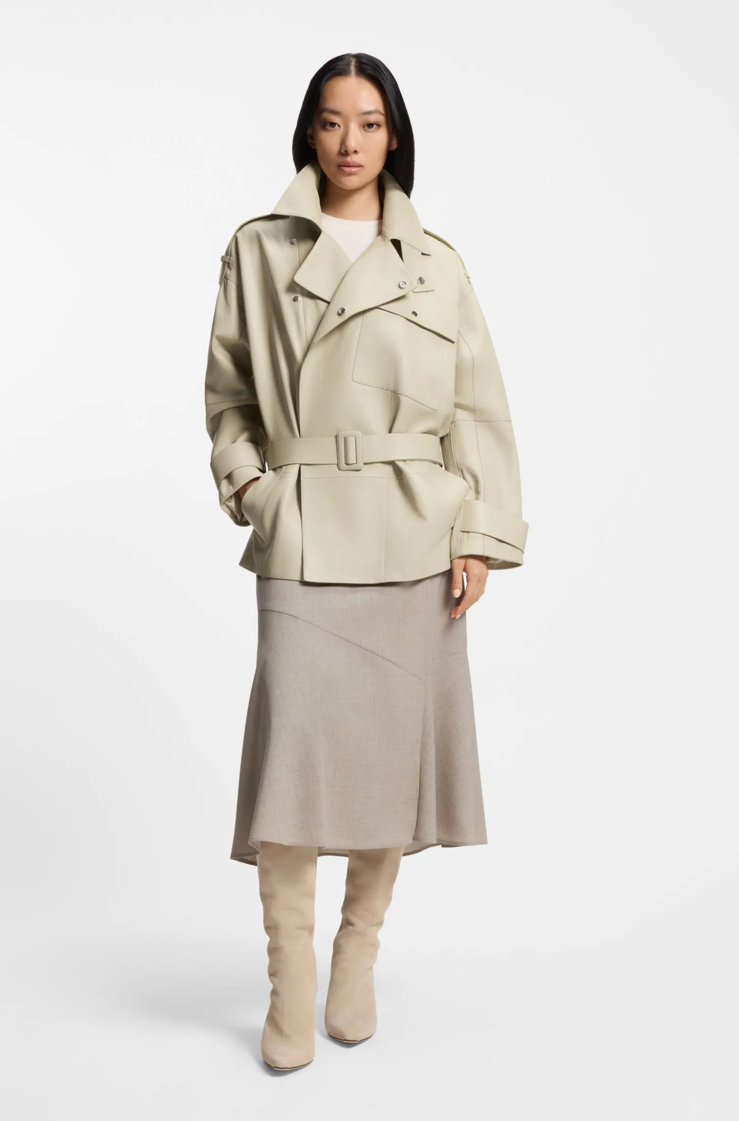Kurzer Relaxed-Fit Trenchcoat aus Leder