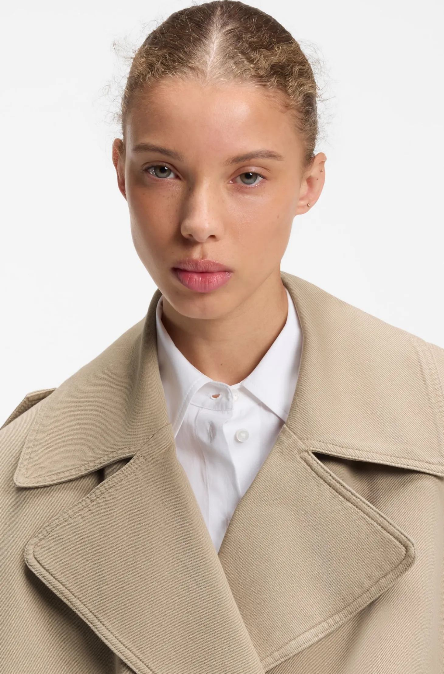 Kurze Trench-Jacke aus Baumwolle und Leinen