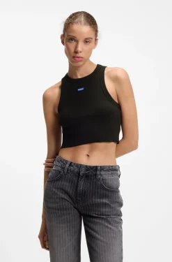 Kurz geschnittenes Tanktop aus Stretch-Baumwolle mit blauem Logo-Label
