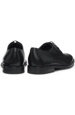 Leder-Derbys mit Zehenkappe