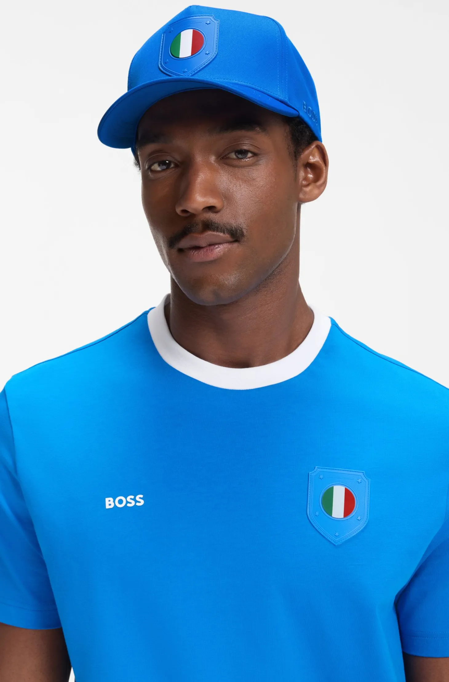 Logo-Cap aus glänzendem Twill mit Landesflaggen-Badge