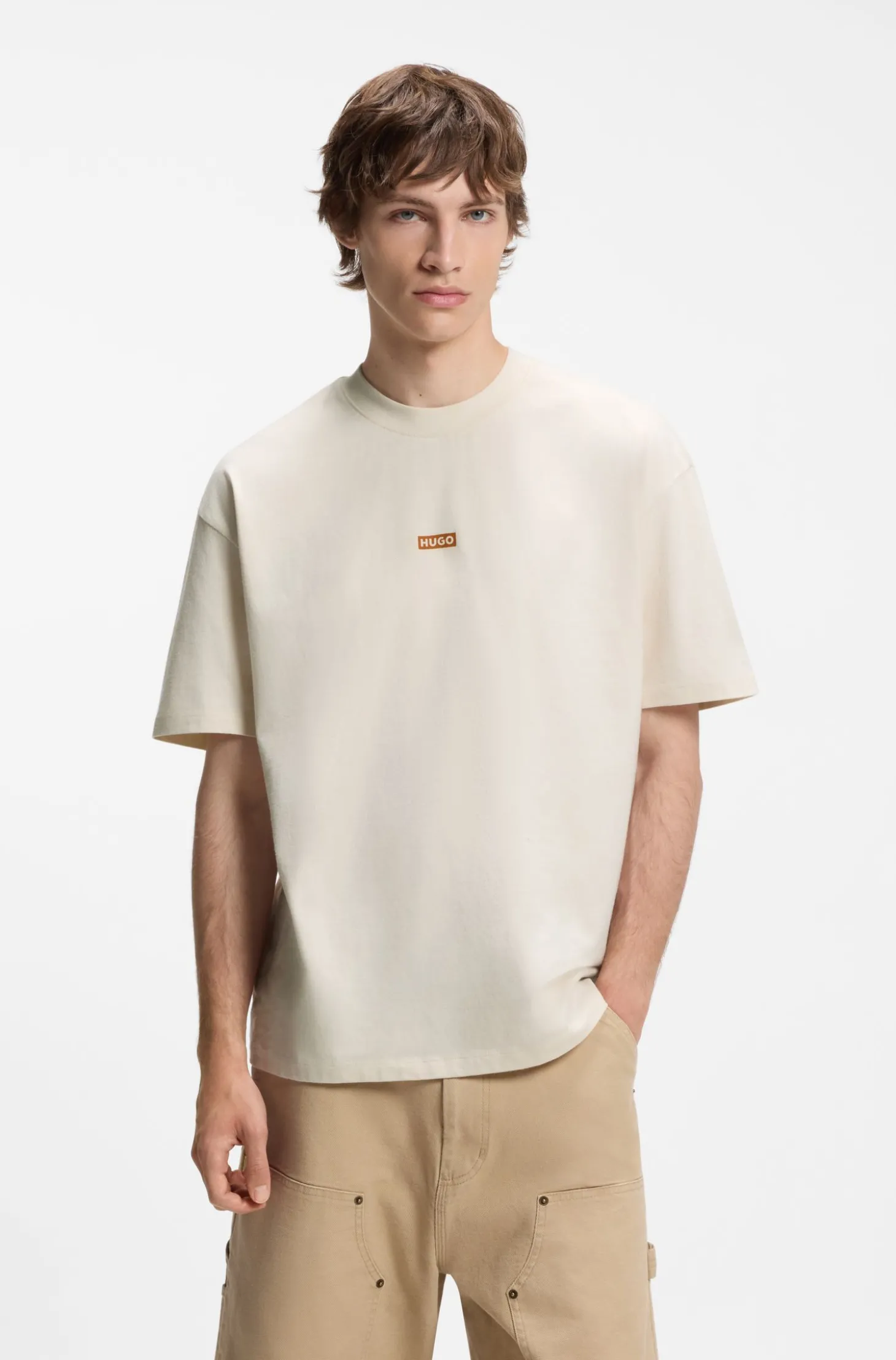 Loose-Fit T-Shirt aus Baumwolle mit Logo-Artwork hinten