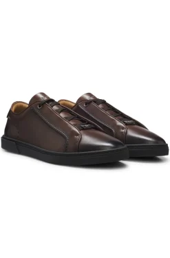 Low-Top-Sneakers aus gebürstetem Premium-Leder