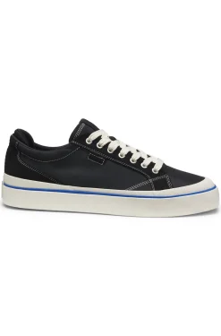 Lowtop Sneakers mit blauer Sohlen-Linie