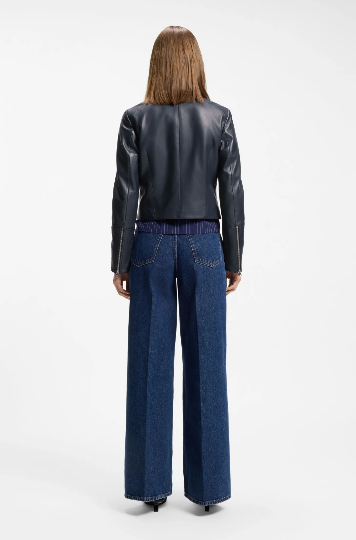 Lässige Slim-Fit Lederjacke mit Stehkragen