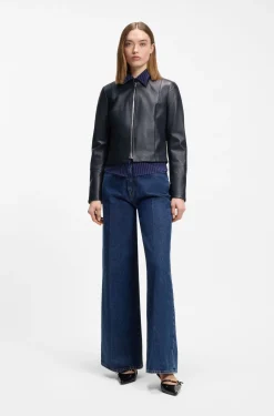 Lässige Slim-Fit Lederjacke mit Stehkragen