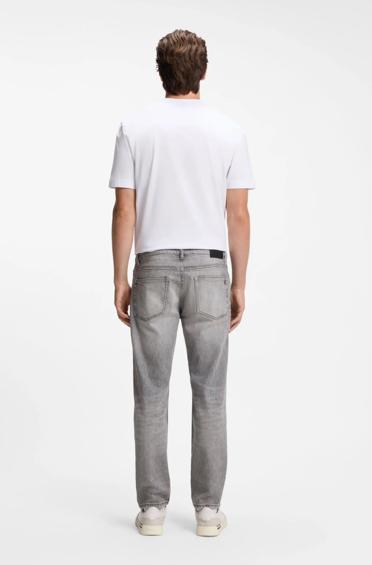 Maine Regular-Fit Jeans aus bequemem Stretch-Denim in Grau