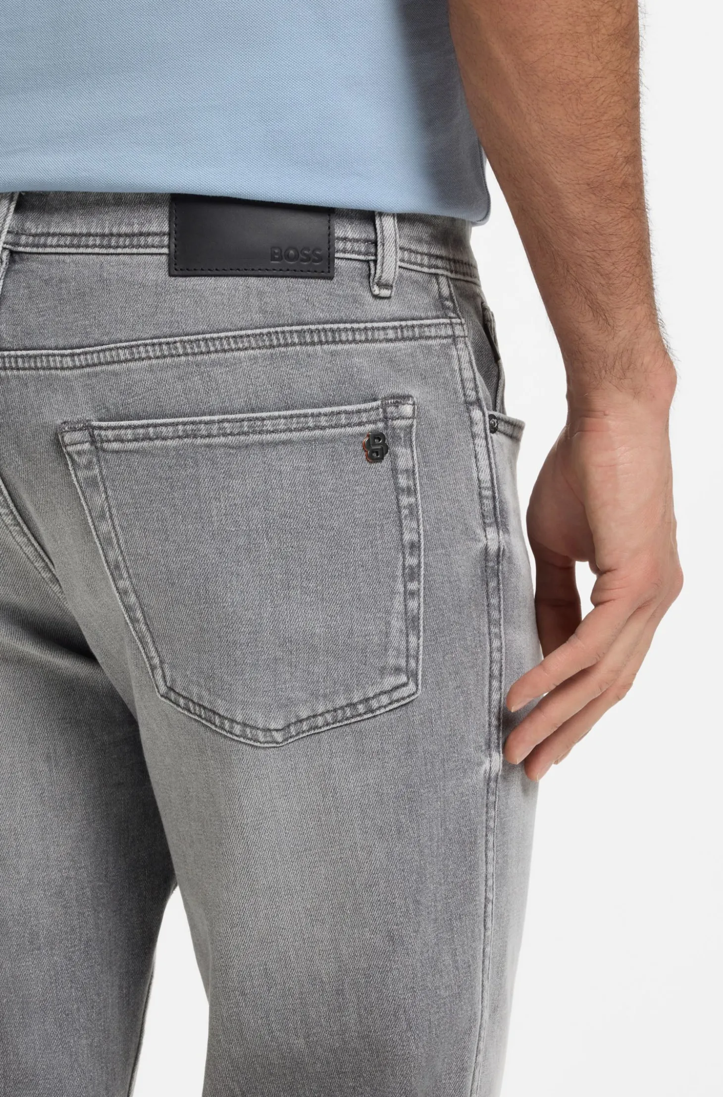 Maine Regular-Fit Jeans aus bequemem Stretch-Denim in Grau