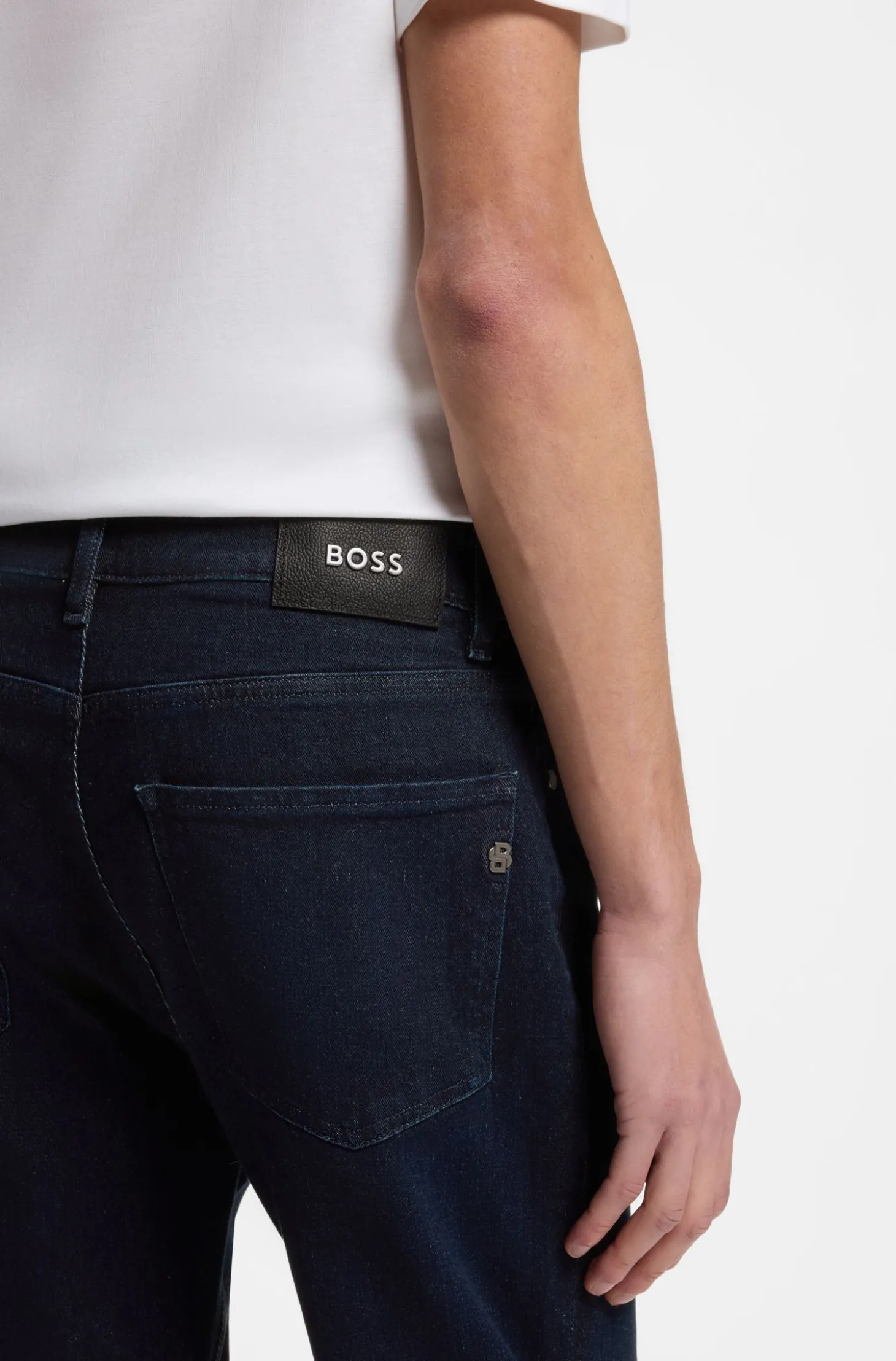 Maine Regular-Fit Jeans aus dunkelblauem Denim