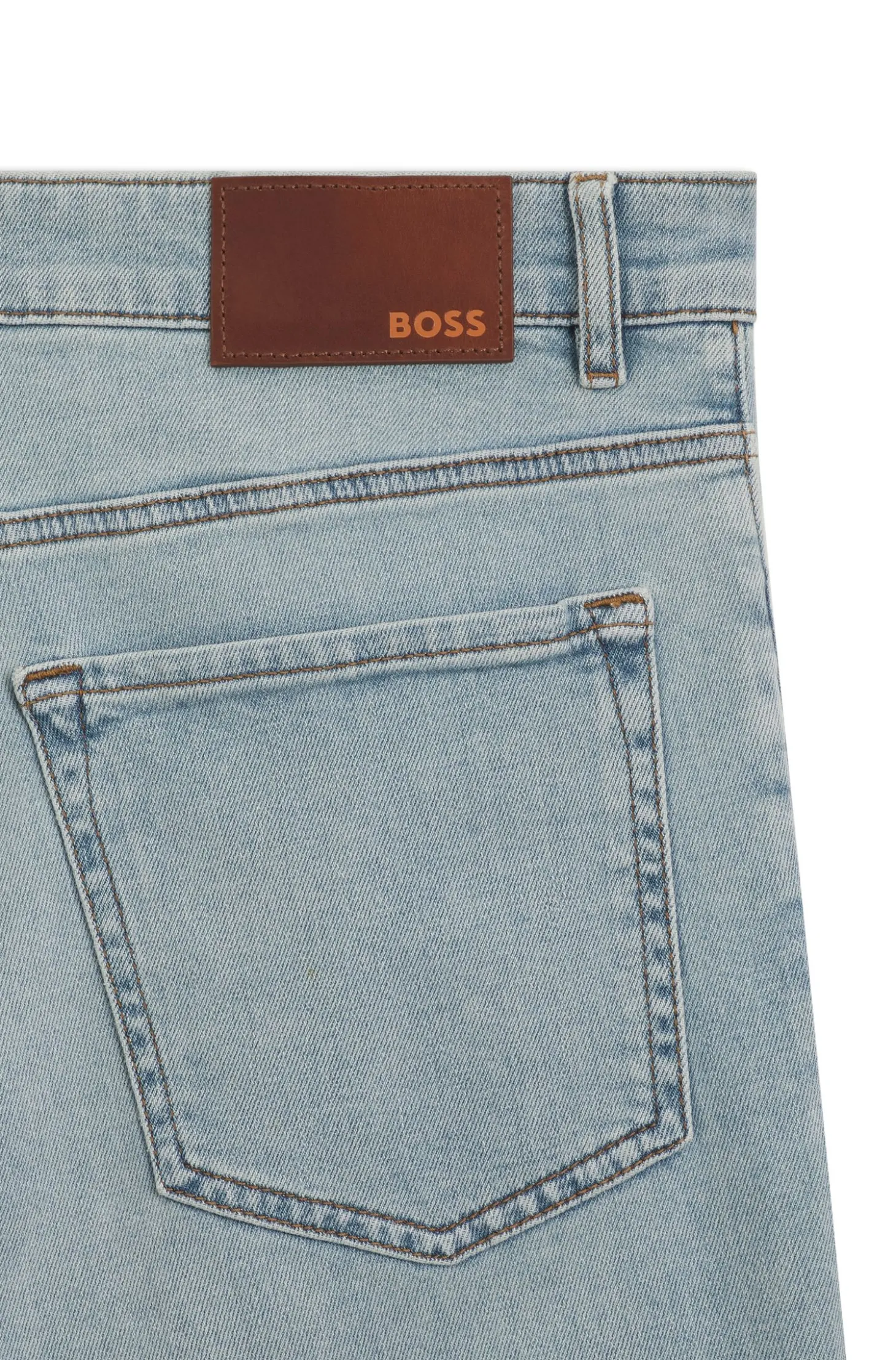 Maine Regular-Fit Shorts aus bequemem blauem Stretch-Denim