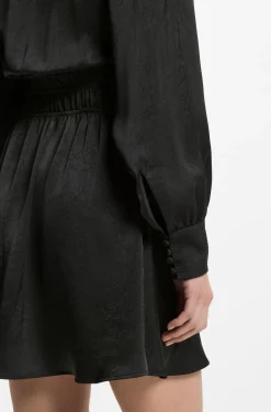 Midikleid aus Satin in Knitter-Optik