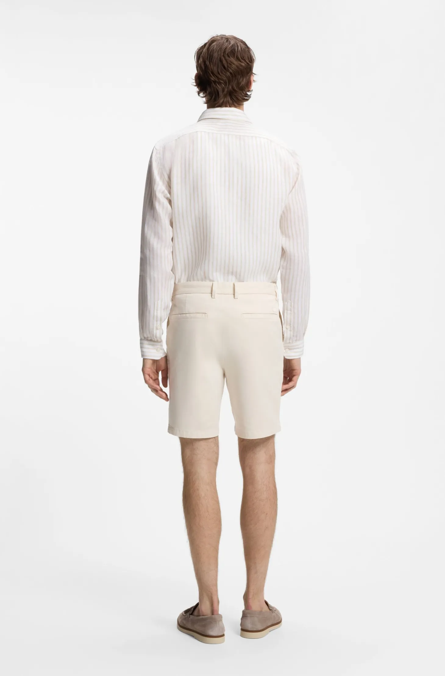 Modern-Fit Shorts aus überfärbtem elastischem Baumwoll-Twill