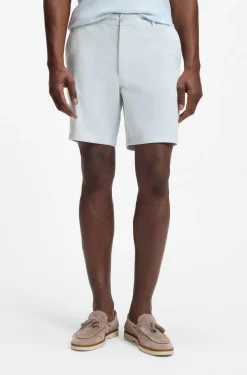 Modern-Fit Shorts aus Stretch-Baumwolle