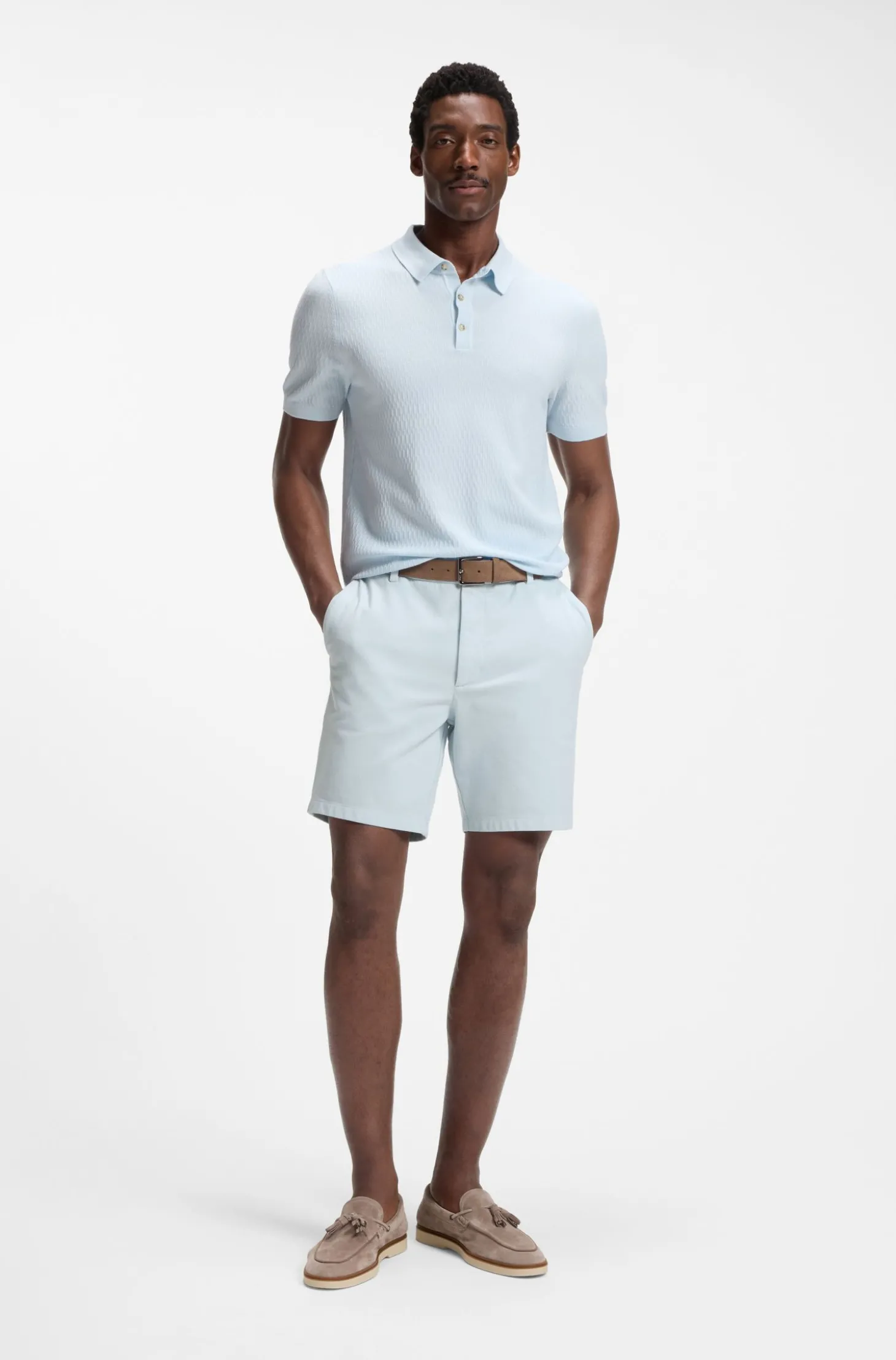 Modern-Fit Shorts aus Stretch-Baumwolle