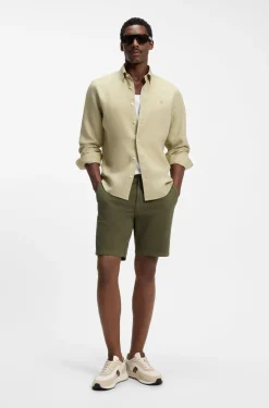 Modern-Fit Shorts aus Stretch-Baumwolle