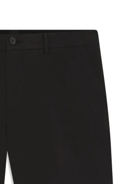 Modern-Fit Shorts aus Stretch-Baumwolle