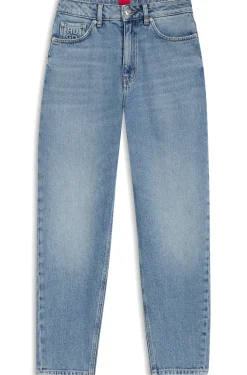 Mom-Fit Jeans aus blauem Stretch-Denim mit Prägung an der Tasche