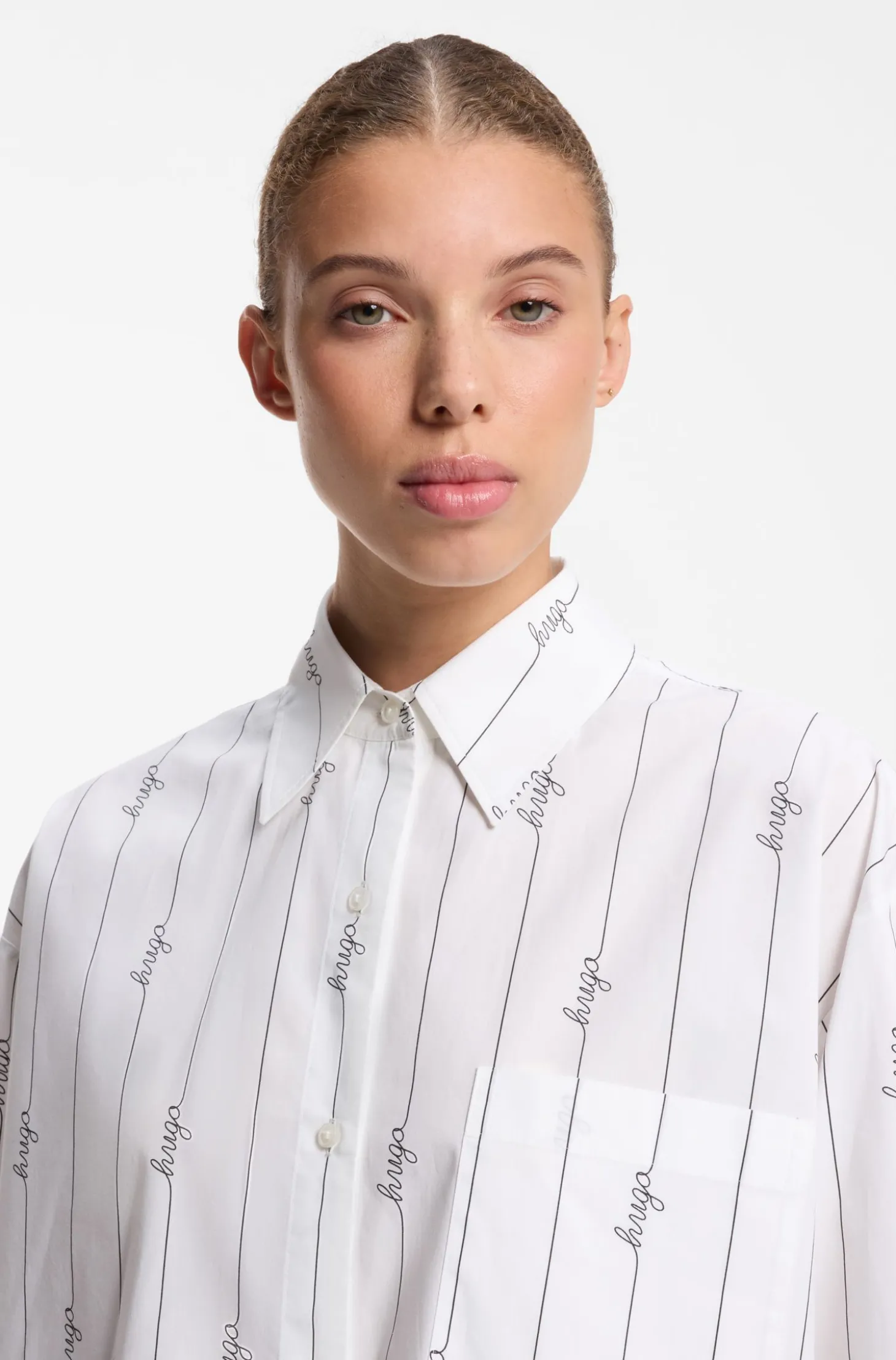 Oversized-Fit Bluse aus Baumwoll-Popeline mit Logo-Schriftzügen