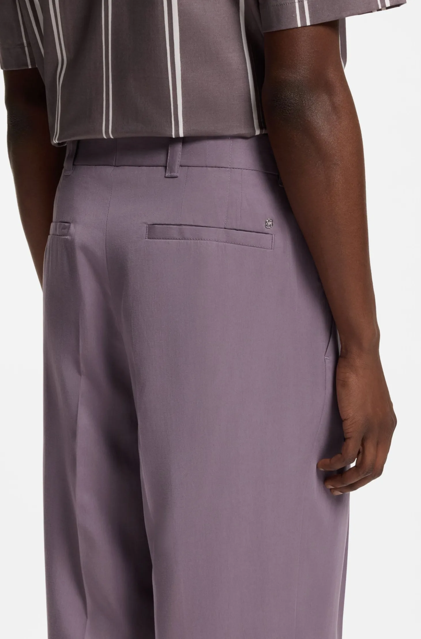 Oversized-Fit Hose aus drapiertem Twill