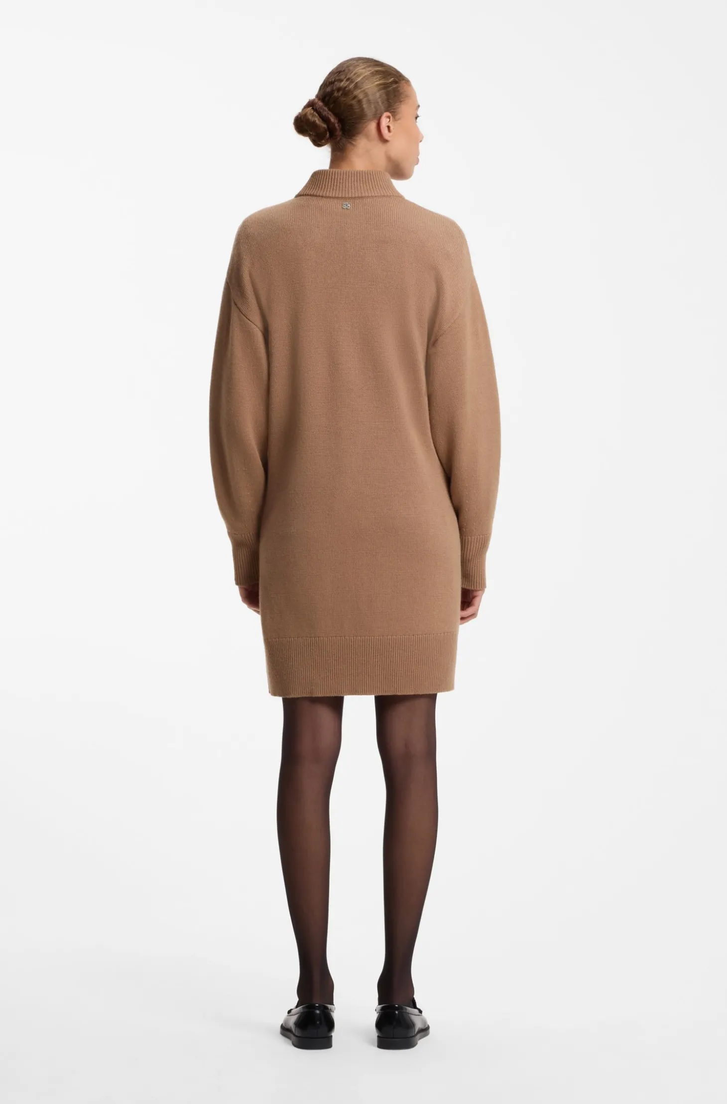 Oversized-Fit Strickkleid mit Stehkragen