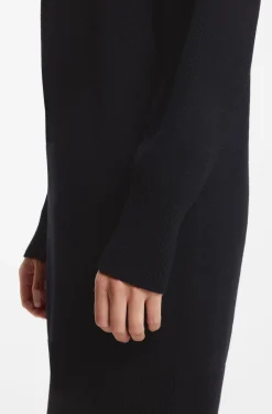 Oversized-Fit Strickkleid mit Stehkragen