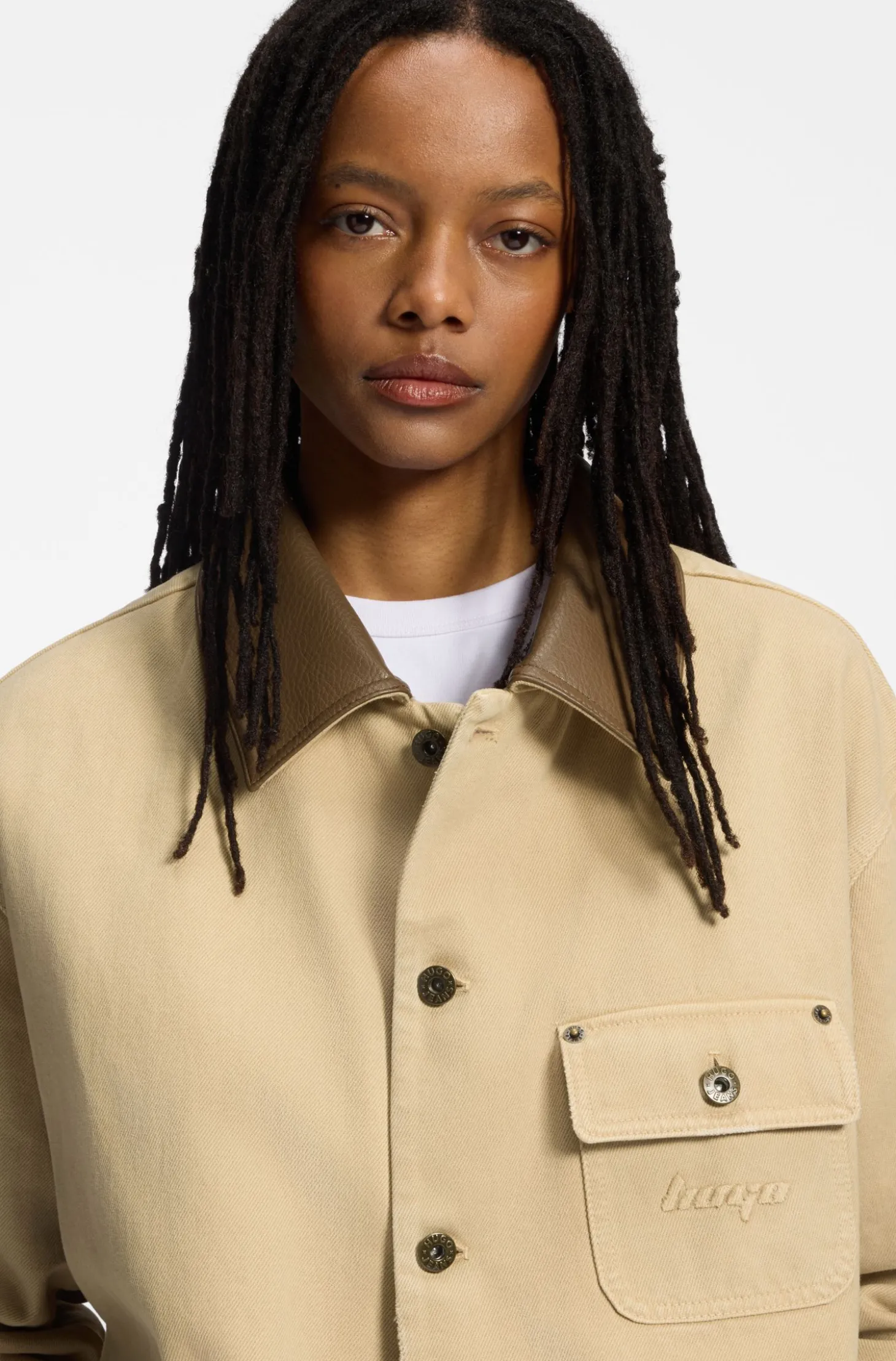 Oversized Jacke aus Baumwoll-Twill mit Kontrastkragen