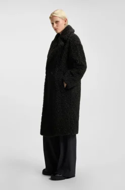Oversized Mantel aus Kunstfell