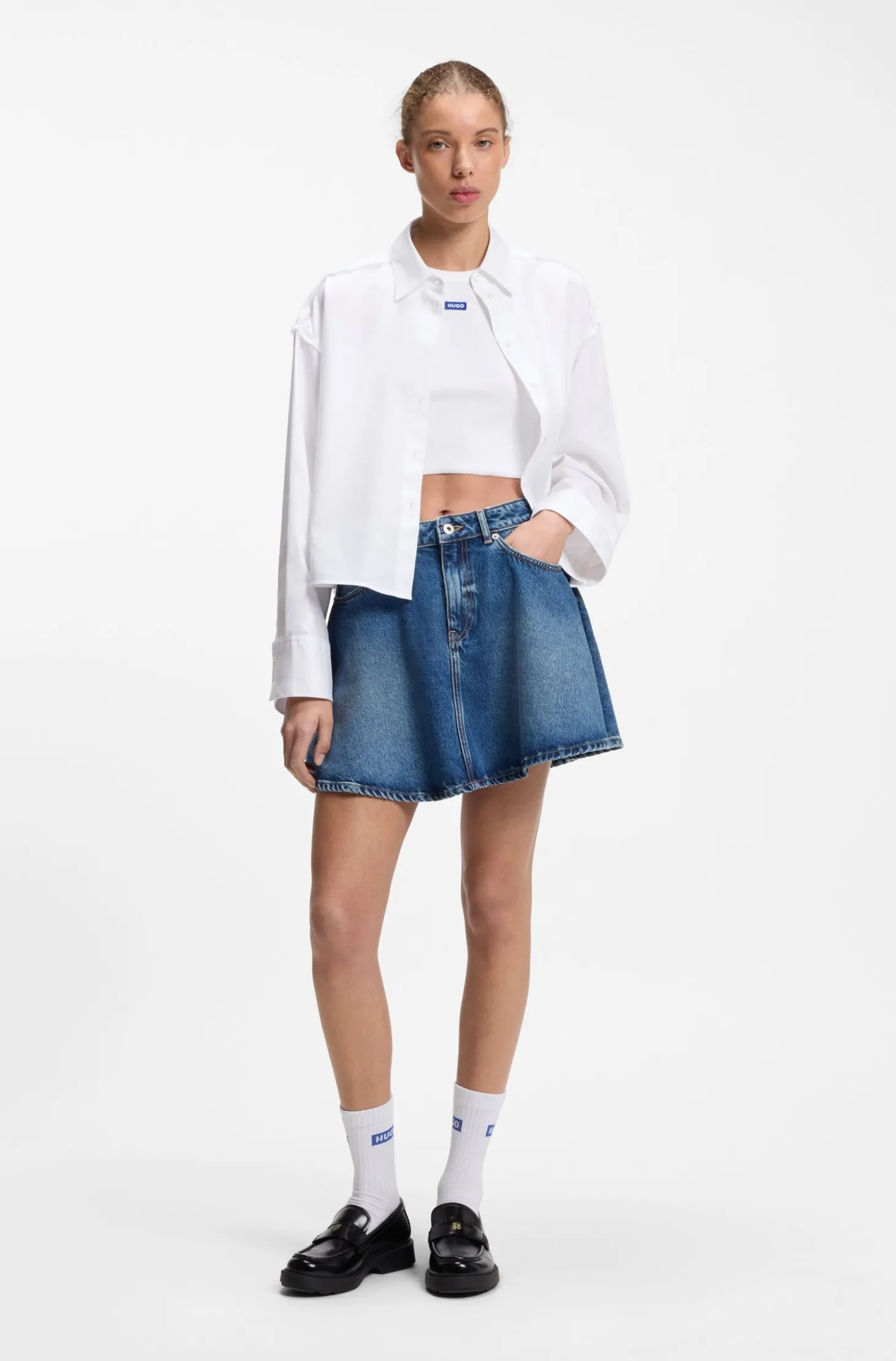Oversize-Hemd aus Baumwolle mit Nadelstreifen und offen geschnittenem Saum