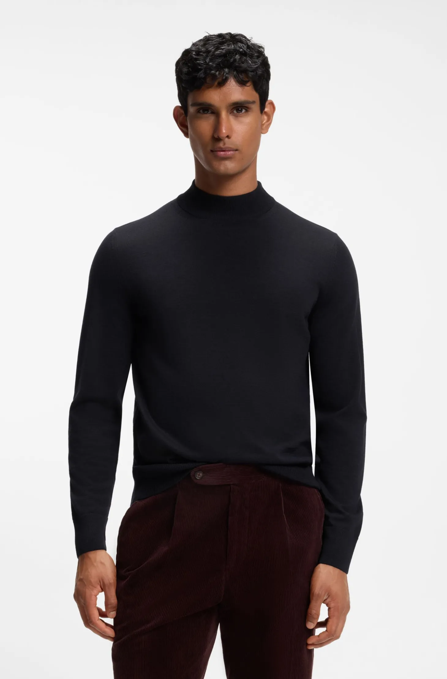 Pullover aus extrafeiner Merinowolle mit Stehkragen