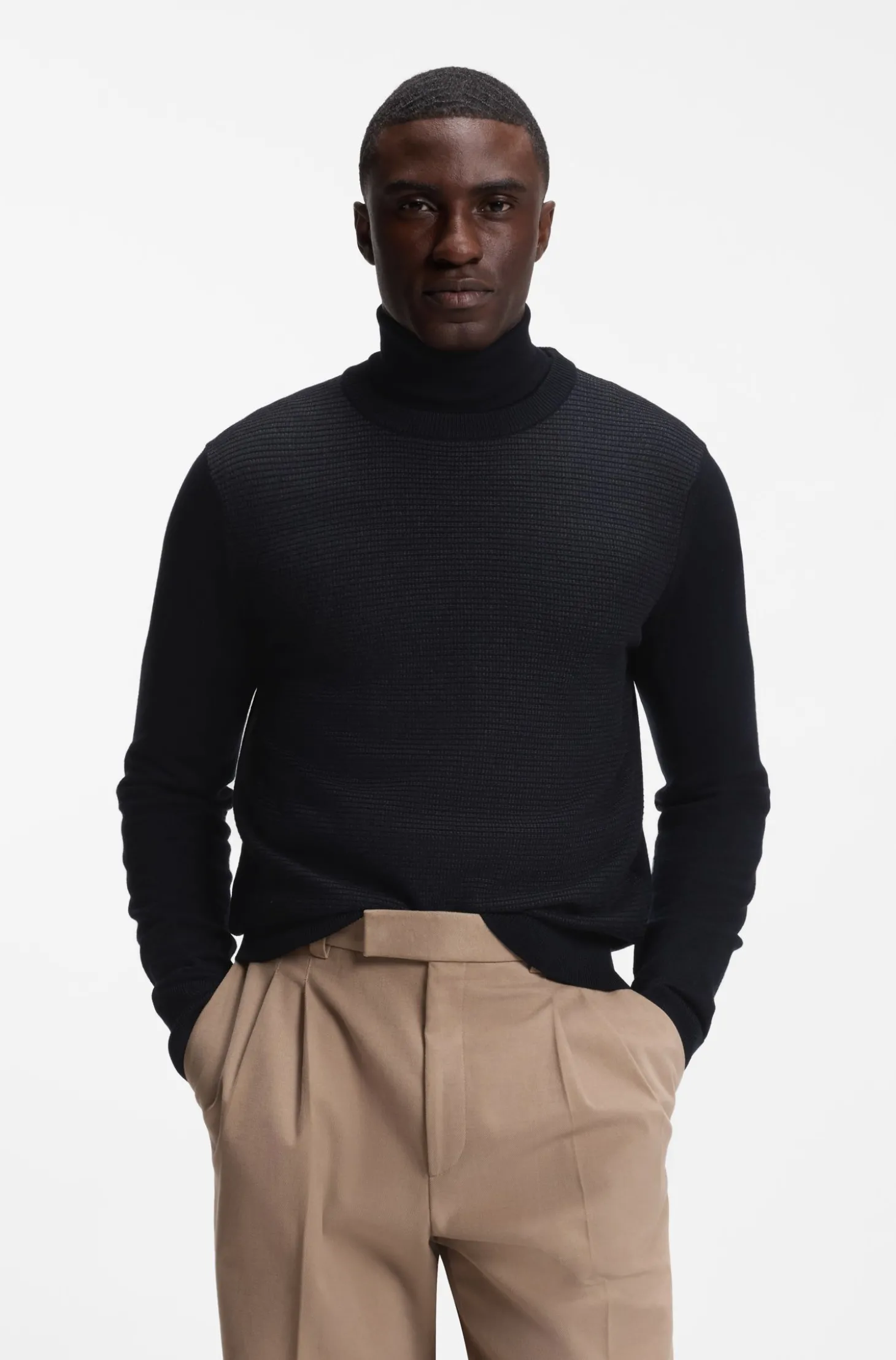 Pullover aus Schurwoll-Mix mit verschiedenen Strukturen