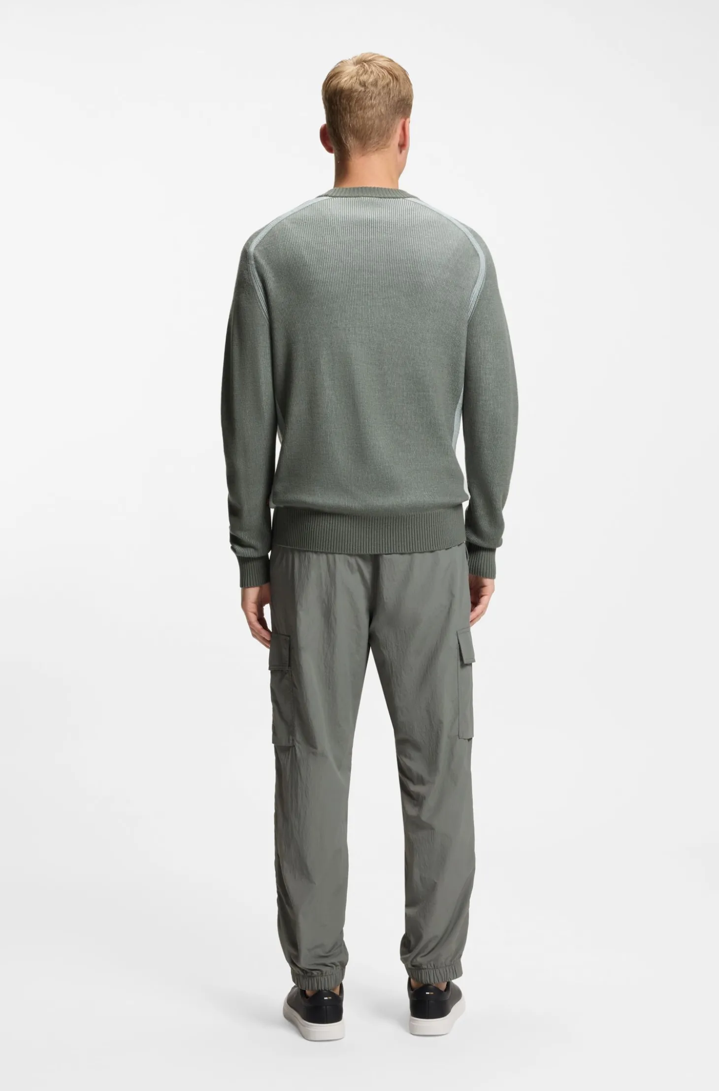 Pullover aus Woll-Mix mit Rippstrick