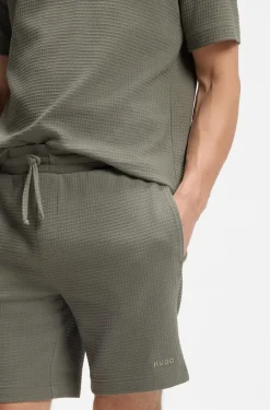 Pyjama-Shorts mit Waffelstruktur und Logo-Stickerei
