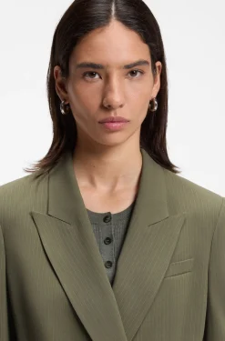 Regular-Fit Blazer aus Stretch-Krepp mit Nadelstreifen