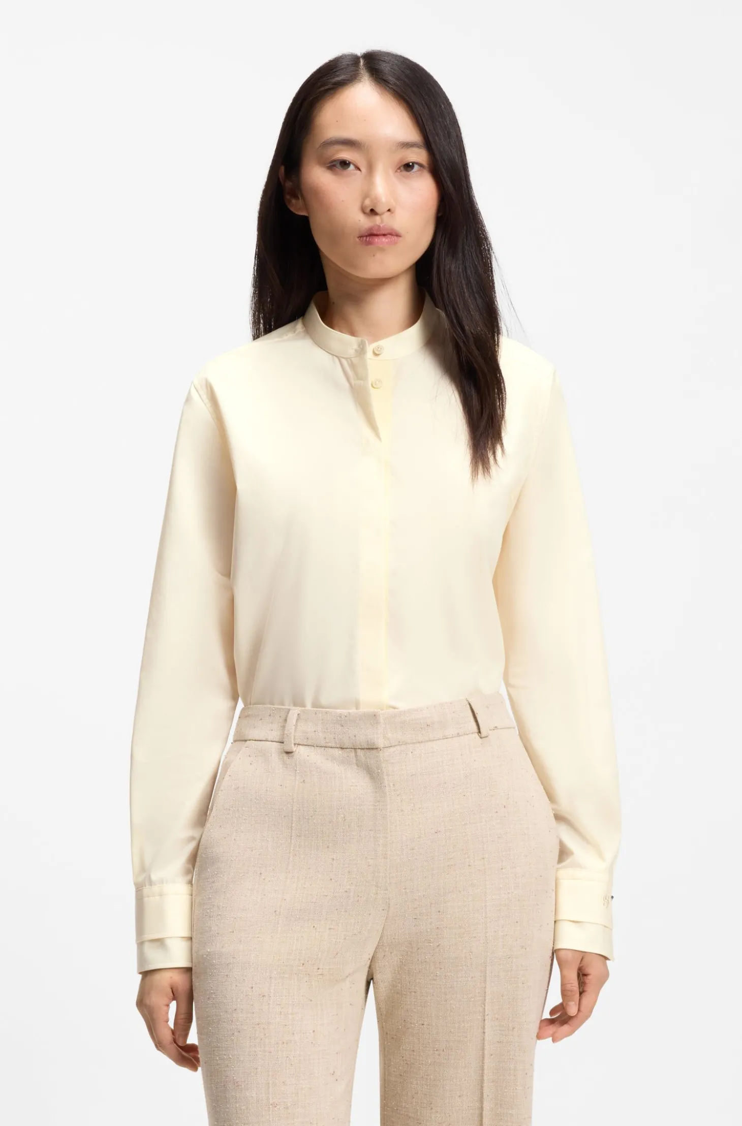 Regular-Fit Bluse aus Baumwoll-Popeline mit verdeckter Knopfleiste