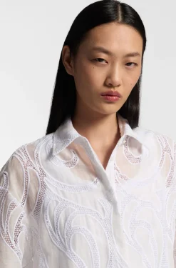 Regular-Fit Bluse mit Blumenstickerei