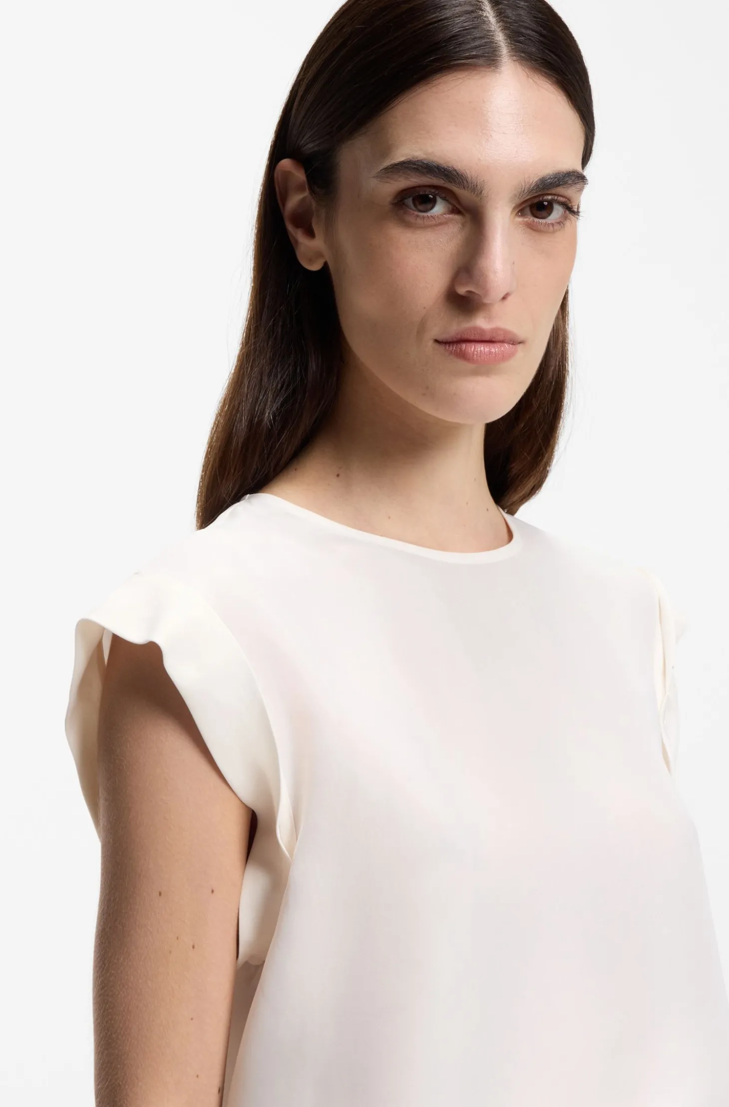 Regular-Fit Bluse mit Schlüsselloch-Detail auf der Rückseite