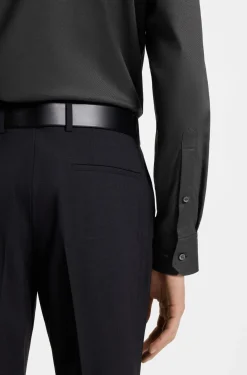 Regular-Fit Hemd aus elastischem Baumwoll-Twill mit bügelleichtem Finish